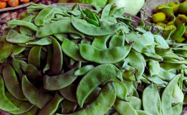 শিমের দামে বিস্ময়: কৃষকের হাটে ৫ টাকা, ভোক্তার বাজারে ৭০ টাকা!