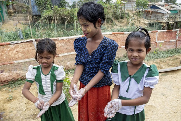 রোহিঙ্গা ক্যাম্পে স্বাস্থ্য সচেতনতায় ইউনিসেফ