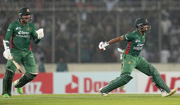 ইংল্যান্ডকে হারিয়ে অসাধারণ সিরিজ জয় বাংলাদেশের!