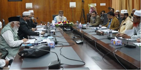 দরিদ্রদের মাঝে দেয়া হবে যাকাতের অর্থ