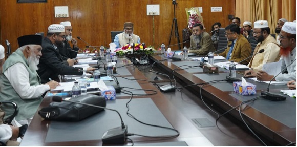 দরিদ্রদের মাঝে দেয়া হবে যাকাতের অর্থ