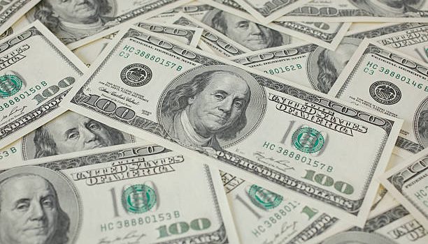 ২১ দিনেই দেশে এলো ২.৩৩ বিলিয়ন ডলার রেমিট্যান্স