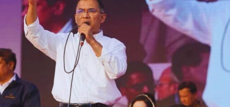 নিরঙ্কুশ জয়ের পথে বিএনপি