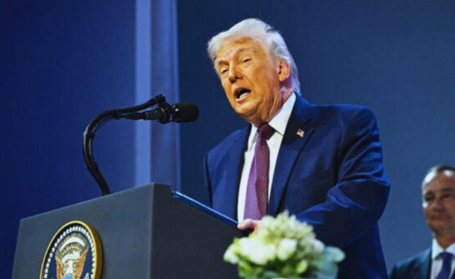 দাভোসে ট্রাম্পের বার্তা: ইরান আলোচনায় আগ্রহী, ওয়াশিংটনও প্রস্তুত