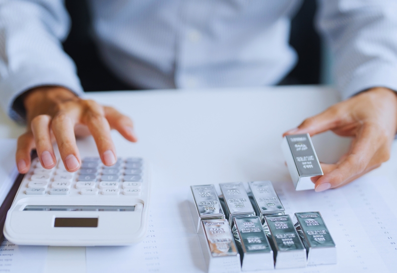 ইতিহাসে প্রথমবার ১০০ ডলারের মাইলফলক স্পর্শ করলো রূপা