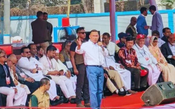 “তাহাজ্জুদের নামাজ আদায় করে ভোটকেন্দ্রের সামনে ফজরের নামাজ পড়ে লাইনে দাঁড়াতে হবে”