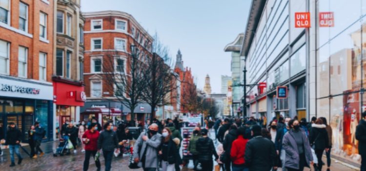 ব্রিটেনে গভীর দারিদ্র্যের ছায়া: ৬৮ লাখ মানুষ সংকটে