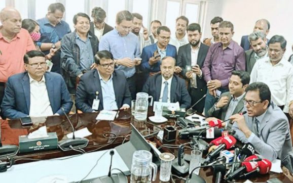 শিক্ষাখাতে ‘বড় বড় জাম্প’ দিতে হবে: নতুন শিক্ষামন্ত্রী এহছানুল হক মিলন