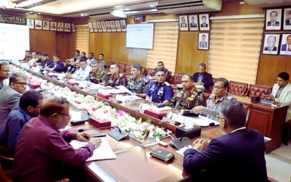 ৫ আগস্ট পরবর্তী মামলাগুলো যাচাই-বাছাই: নিরীহদের ভোগান্তি রোধে স্বরাষ্ট্রমন্ত্রীর নির্দেশ