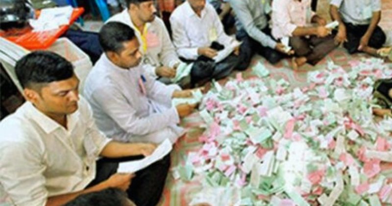 উৎসবমুখর পরিবেশে ভোটগ্রহণ শেষ, চলছে গণনা