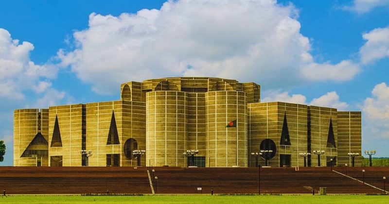 সোমবার নতুন সরকারের শপথ