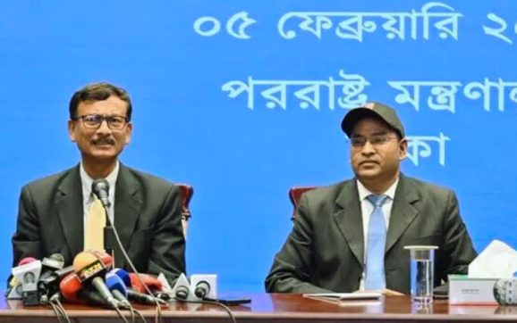 ভারতের সঙ্গে সম্পর্ক ‘থমকে’ আছে, নতুন সরকার মসৃণ করবে: পররাষ্ট্র উপদেষ্টা