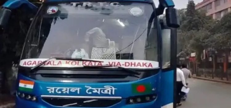 দেড় বছরের দীর্ঘ বিরতি শেষে ফের সচল ঢাকা-আগরতলা-কলকাতা আন্তঃদেশীয় বাস সার্ভিস