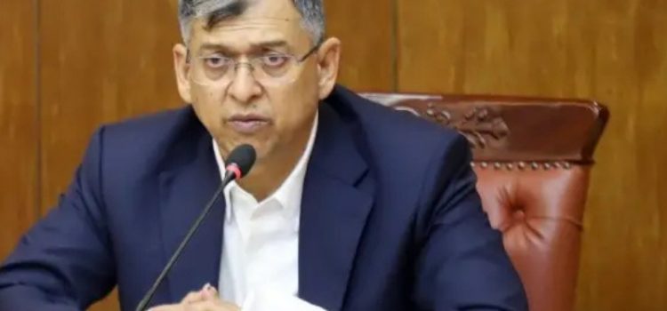 ‘মামলা-বাণিজ্যে’ কড়া বার্তা স্বরাষ্ট্রমন্ত্রীর; নিরীহদের হয়রানি বন্ধে জিরো টলারেন্স