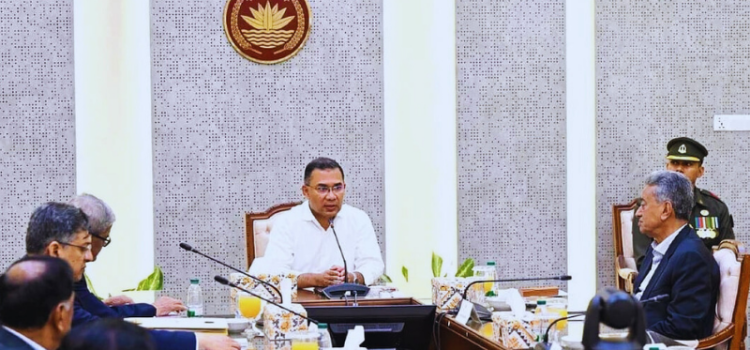 সচিবালয়ে প্রধানমন্ত্রী তারেক রহমানের প্রথম দিন