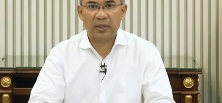 ট্রাফিক সিগন্যাল মেনে চলা, সময়মতো অফিস! প্রশংসায় ভাসছেন তারেক রহমান