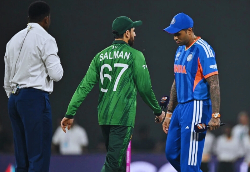 হাত মেলাননি ভারত-পাকিস্তানের অধিনায়ক!