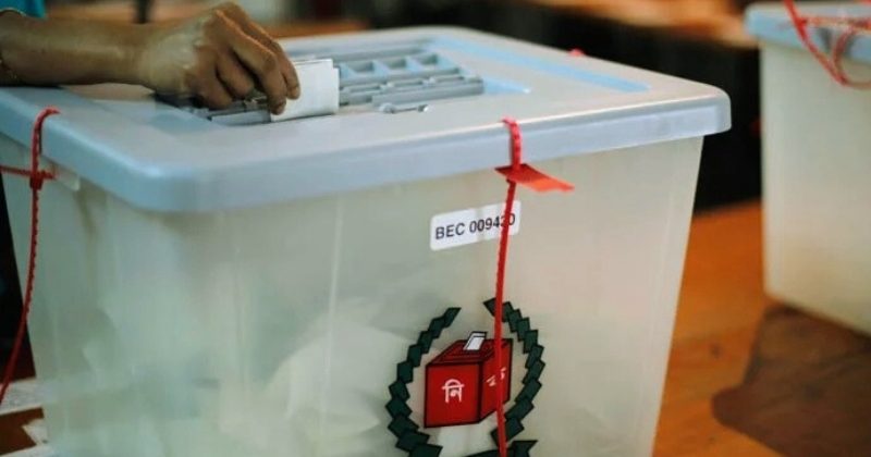 আজকের ঐতিহাসিক ভোটে নতুন বাংলাদেশ গড়ার দ্বারপ্রান্তে জনগণ