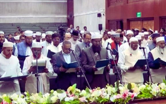 দুটি শপথই গ্রহণ করলেন জামায়াতের এমপিরা; সংসদ ও সংস্কার পরিষদে সূচনা
