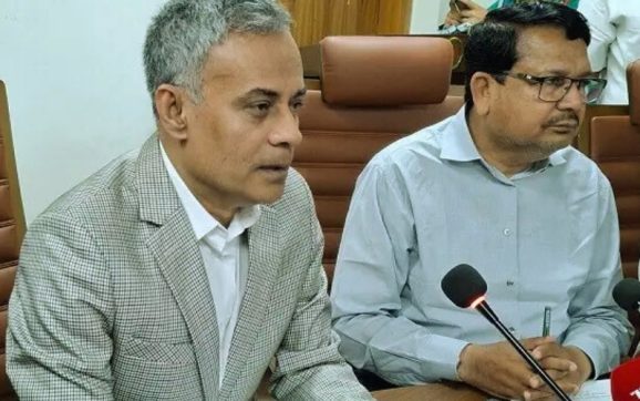 ঈদযাত্রায় ‘জিরো টলারেন্স’; 'অতিরিক্ত ভাড়া নিলে বাসের রুট পারমিট বাতিল'
