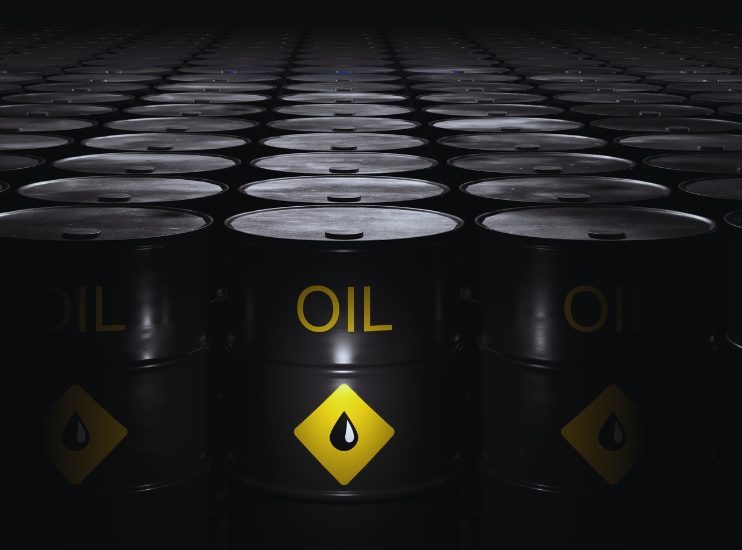 ইরানের বিদ্যুৎকেন্দ্রে হামলা স্থগিত, কমেছে তেলের দাম