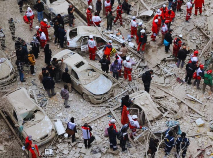 মধ্যপ্রাচ্যের ১৪ দেশে ছড়িয়েছে সংঘাত, প্রাণহানি ছাড়ালো ২৫০০